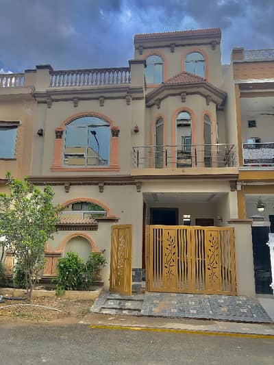 5 Marla Owner-Built House For Sale Park View City Lahore (Executive Block)