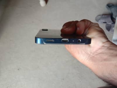 Samsung Mobile A06
