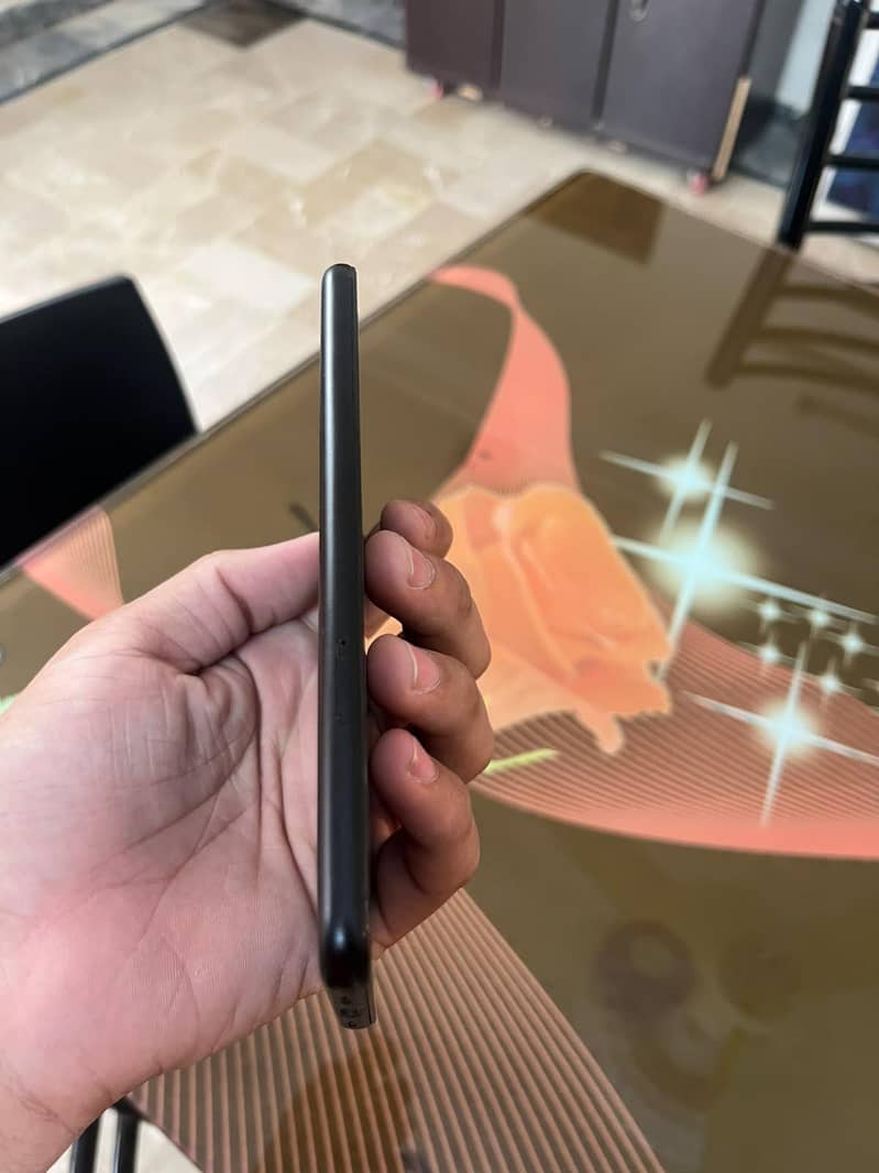 Google Pixel 4a 3