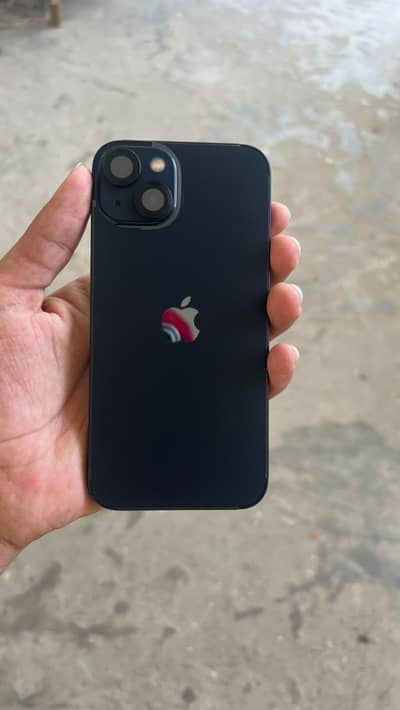Apple iPhone 13