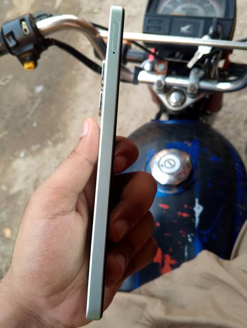 Redmi note 60X 3