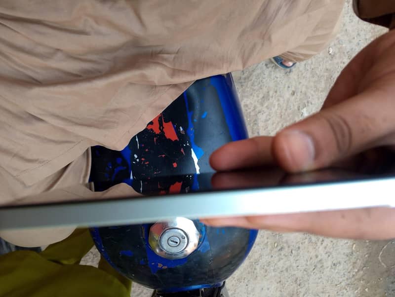 Redmi note 60X 5
