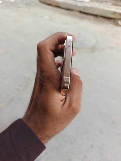 Vivo V23