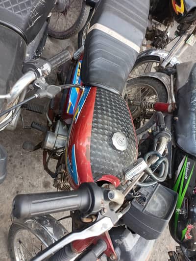 United 70 cc model 2015