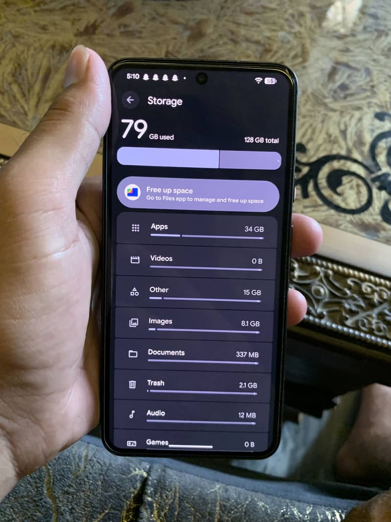 Google Pixel 8 4