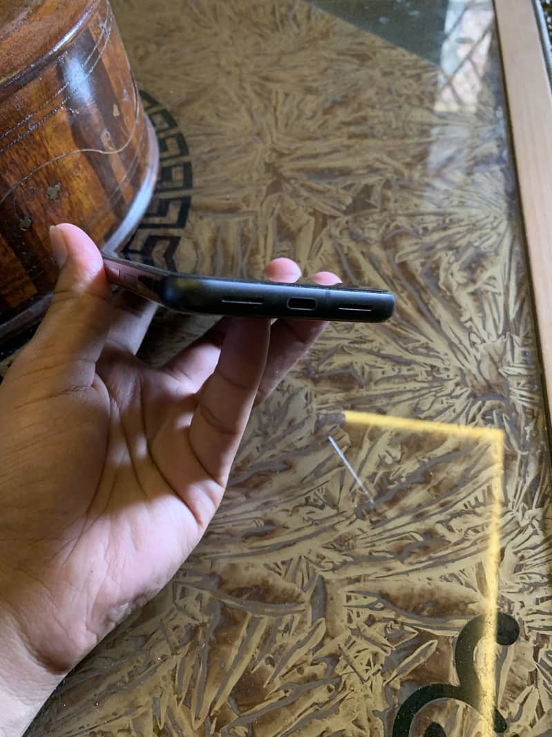 Google Pixel 8 5