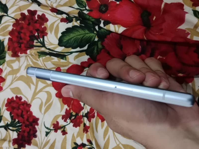 Google Pixel 7a 3