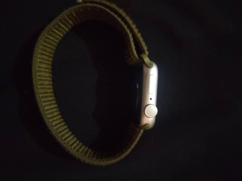 Apple watch 4