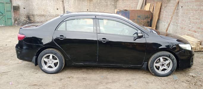 Toyota Corolla XLI 2013