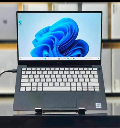Dell Xps Core i7 10th Generation laptop (BRAND NEW).