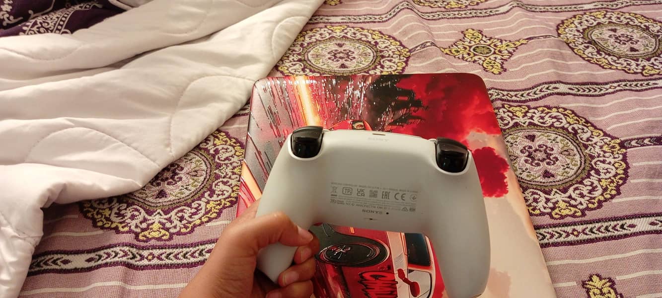 PS5 controller 1