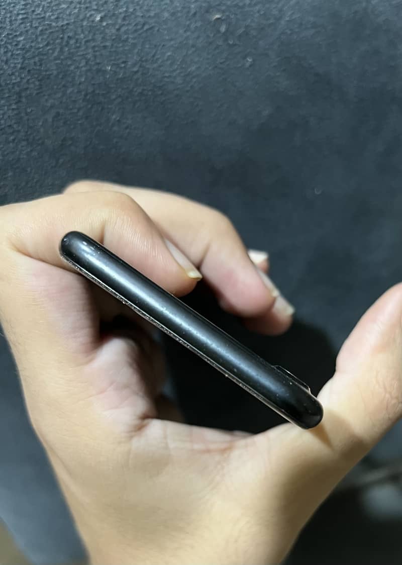 Apple iPhone 7 1