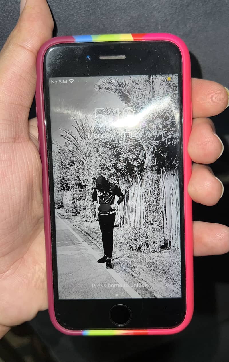 Apple iPhone 7 3