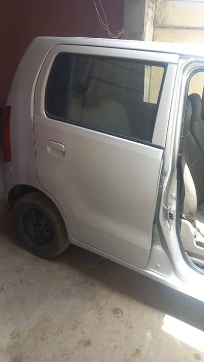 Suzuki Wagon R 2015