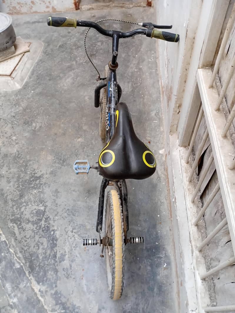 2 bicycles 4