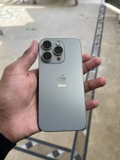 Apple iPhone 15 Pro