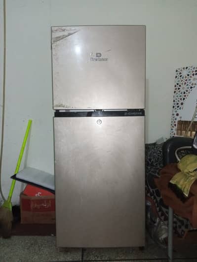 Dawlance 9140 WBE Refrigerator Medium Size – Excellent Condition