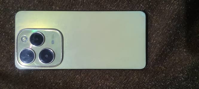 Infinix Hot 40 (8+8/256) Urgent Sale