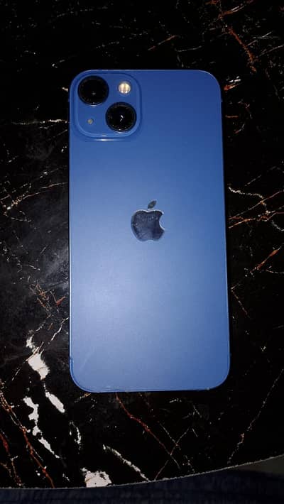 Apple iPhone 13