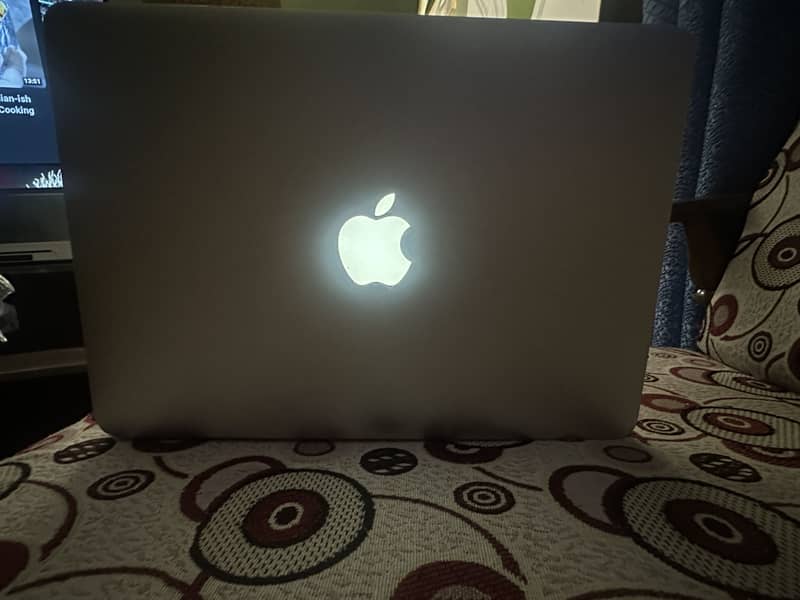 Macbook pro 1