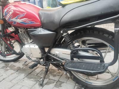 Suzuki gs150