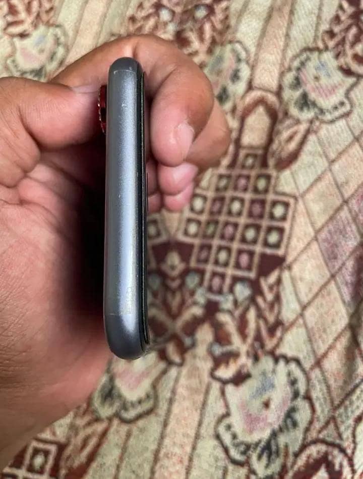 iphone 11 3