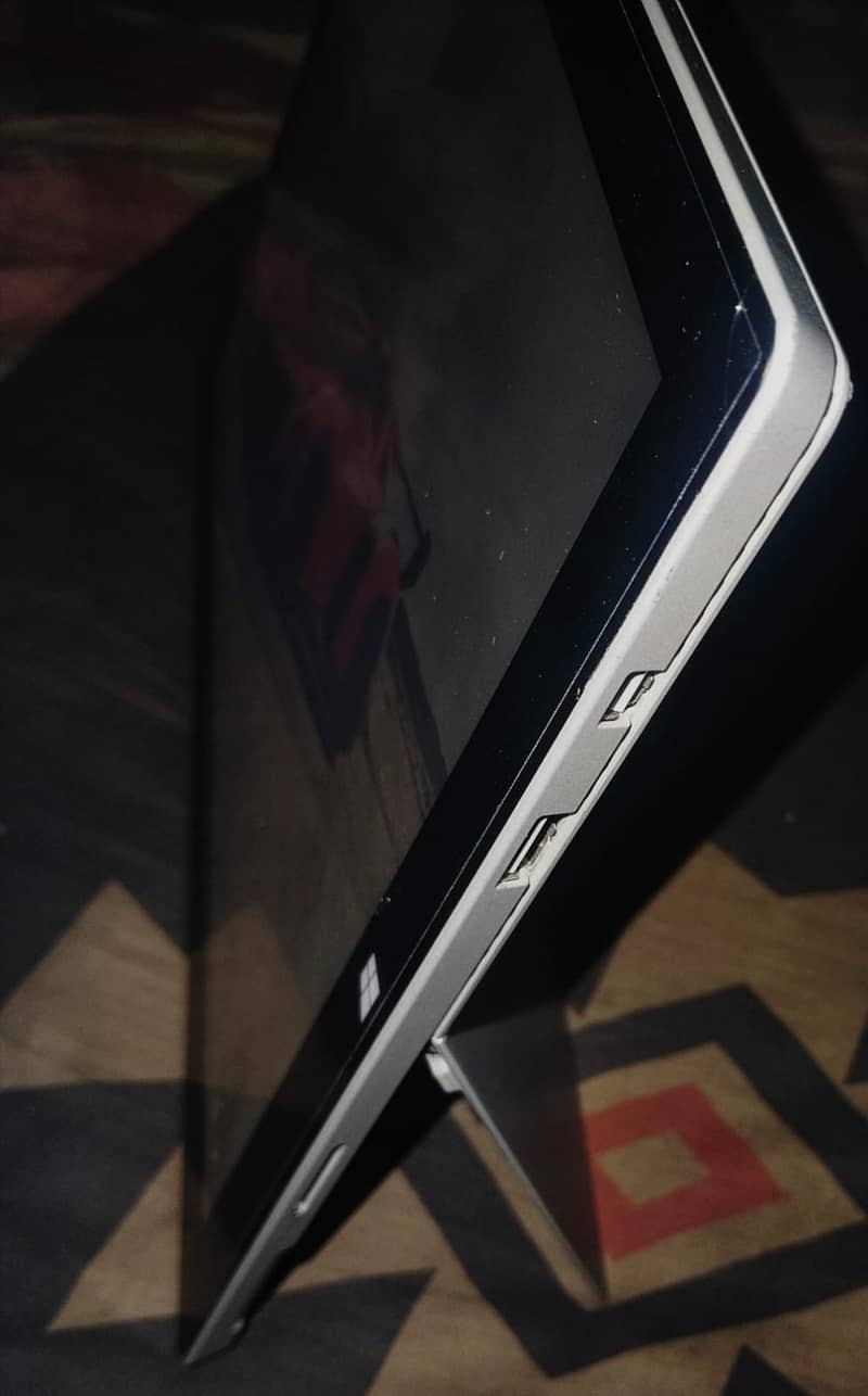 Microsoft Surface 3 Touch screen Without Keyboard 4