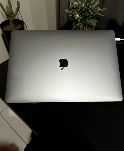MacBook Pro 2019 Retina Display