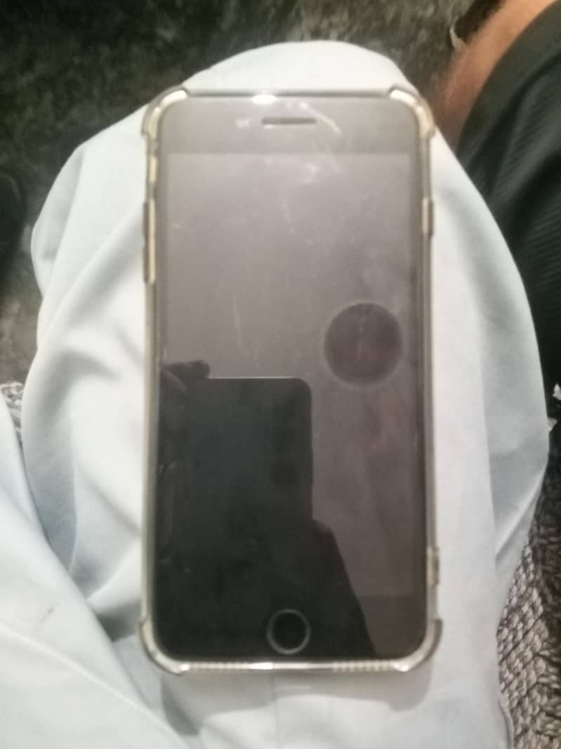 Apple iPhone 7 Plus 1