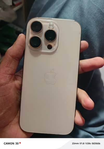 Apple iPhone 16 Pro