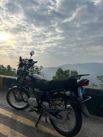Suzuki gs 150