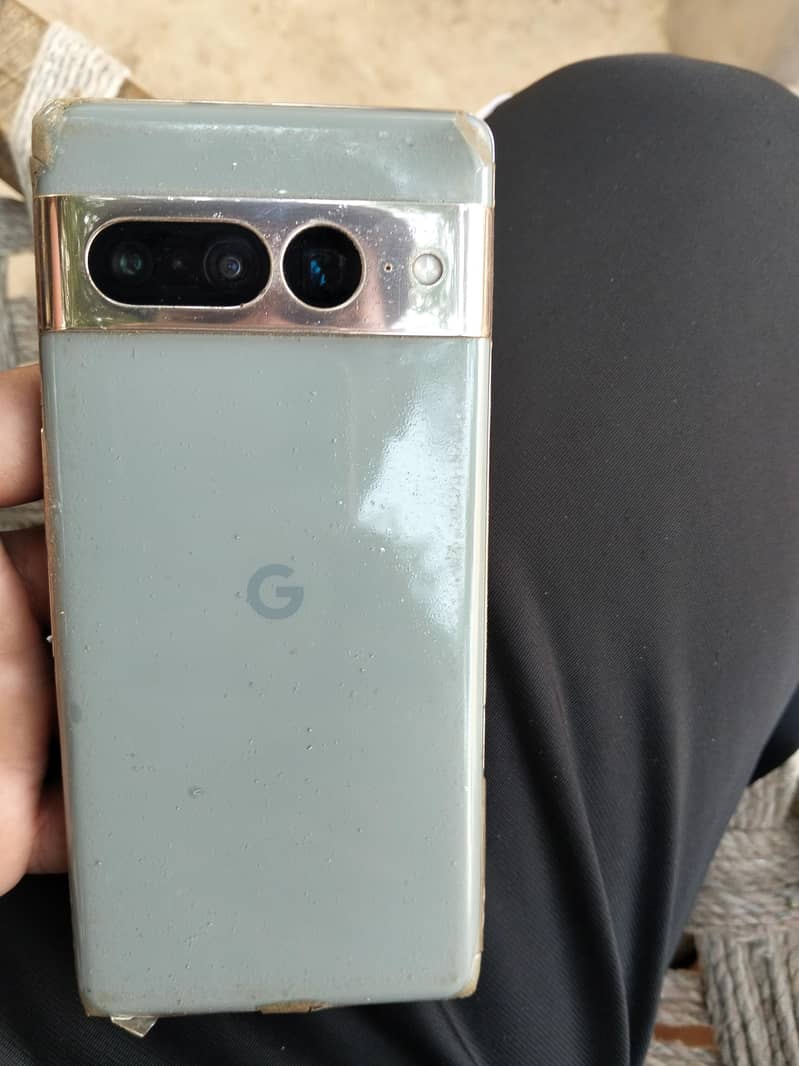 Google Pixel 7 Pro 2