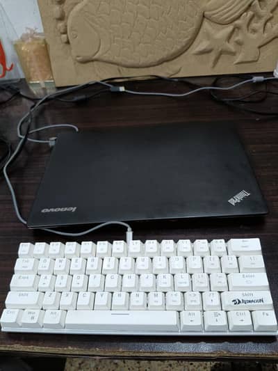 Lenovo Thinkpad X1 Carbon || Windows 10 Pro || Core i7 5th generation