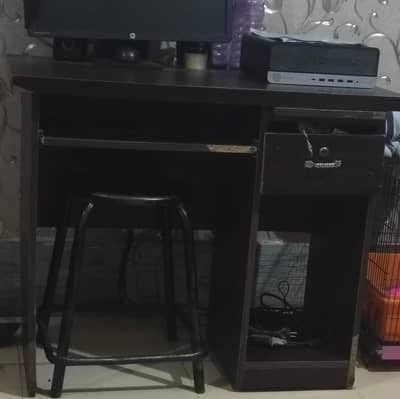 computer table