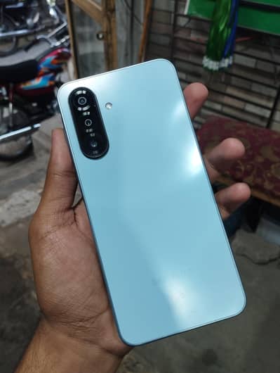 Samsung A17 (6/128) Pta approved Almost 4/5 months warranty available