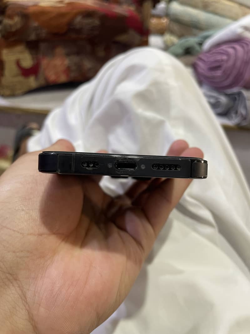 Iphone 14pro 4