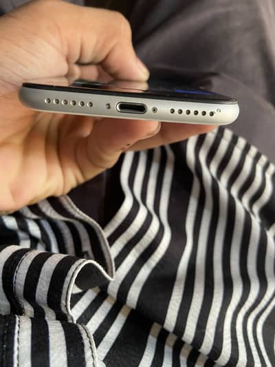 Apple iPhone SE for sale urgent