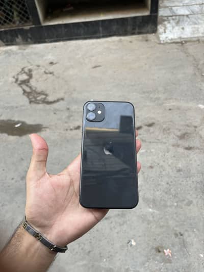 Apple iPhone 11 64Gb Non pta with box jv