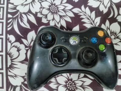 Xbox 360 controller in good condition