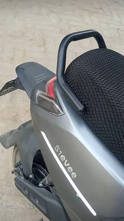 scooty