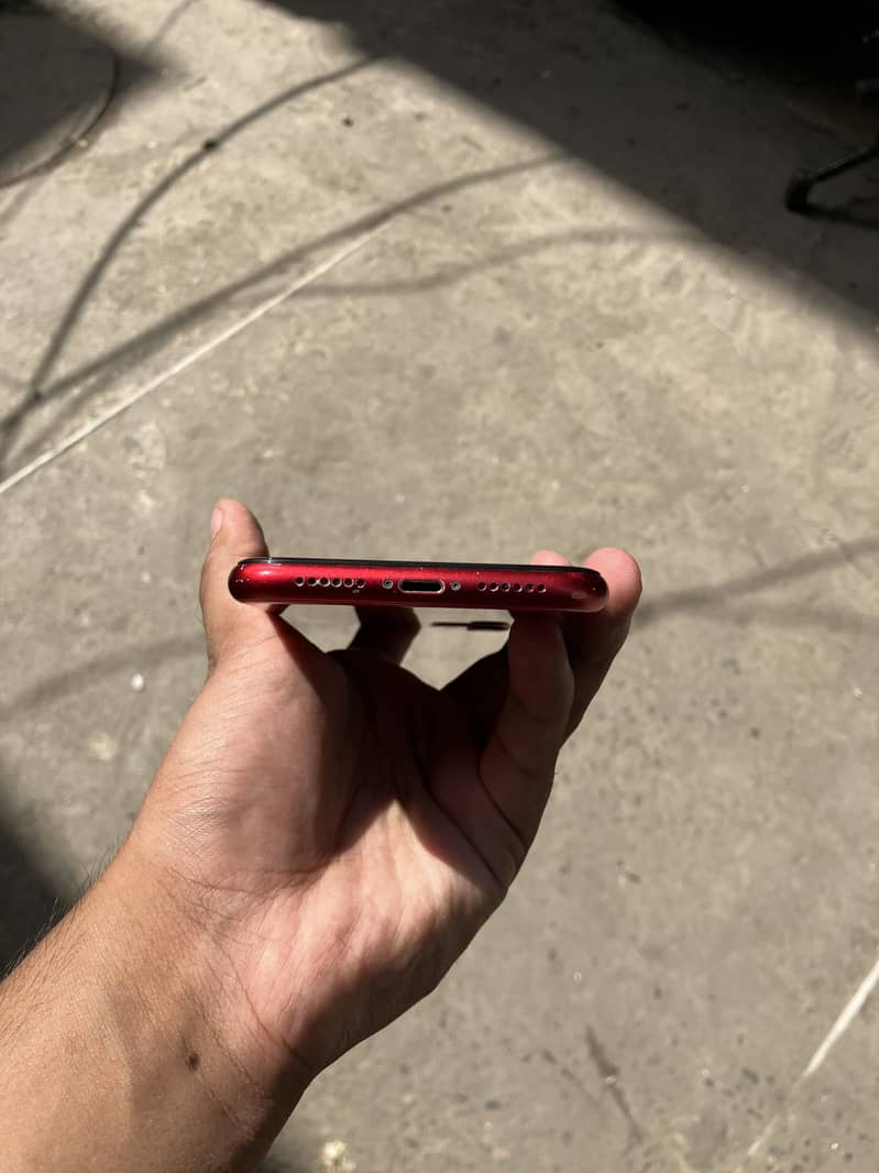 iPhone 11 5