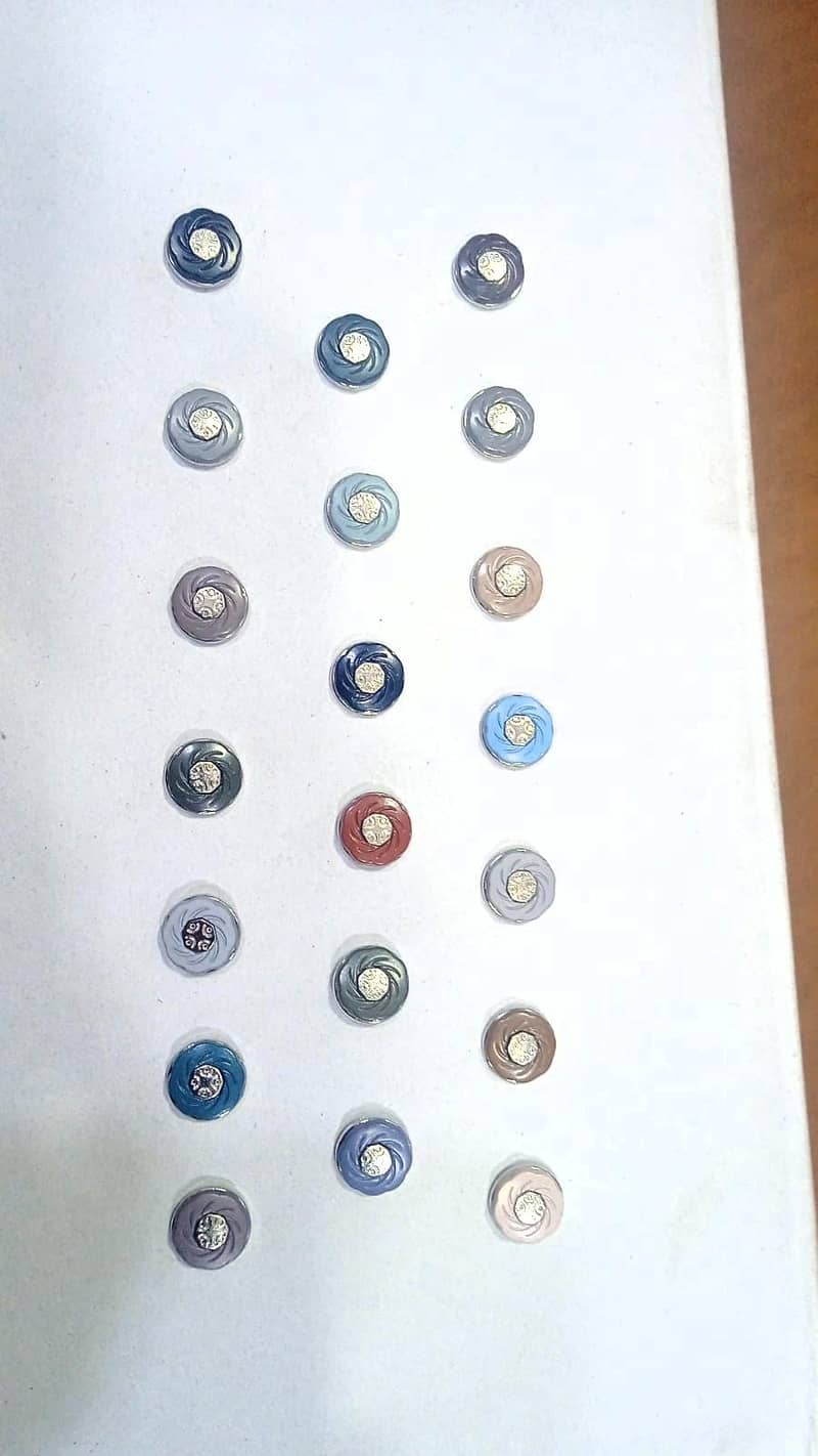 Buttons 3