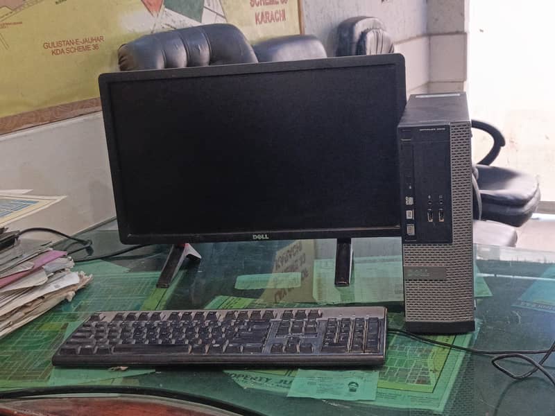 Complete Setup Dell Pc,Dell Screen, Keyboard 0