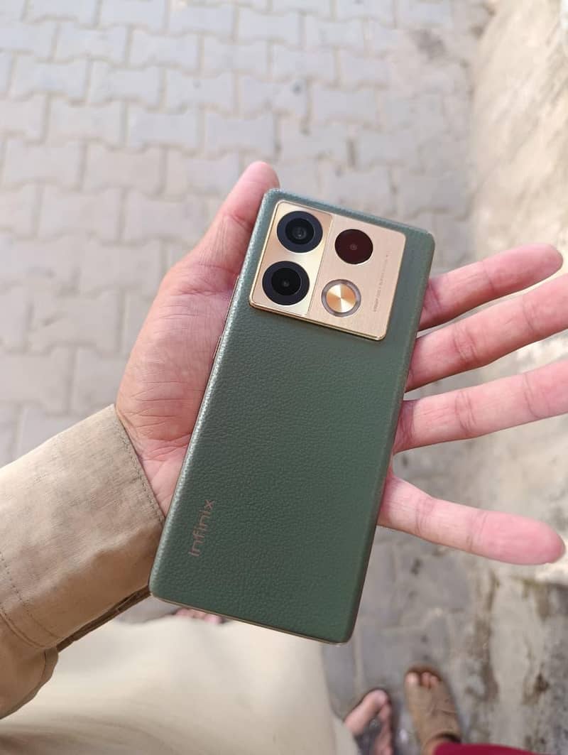 Infinix Note 40 Pro Plus 2