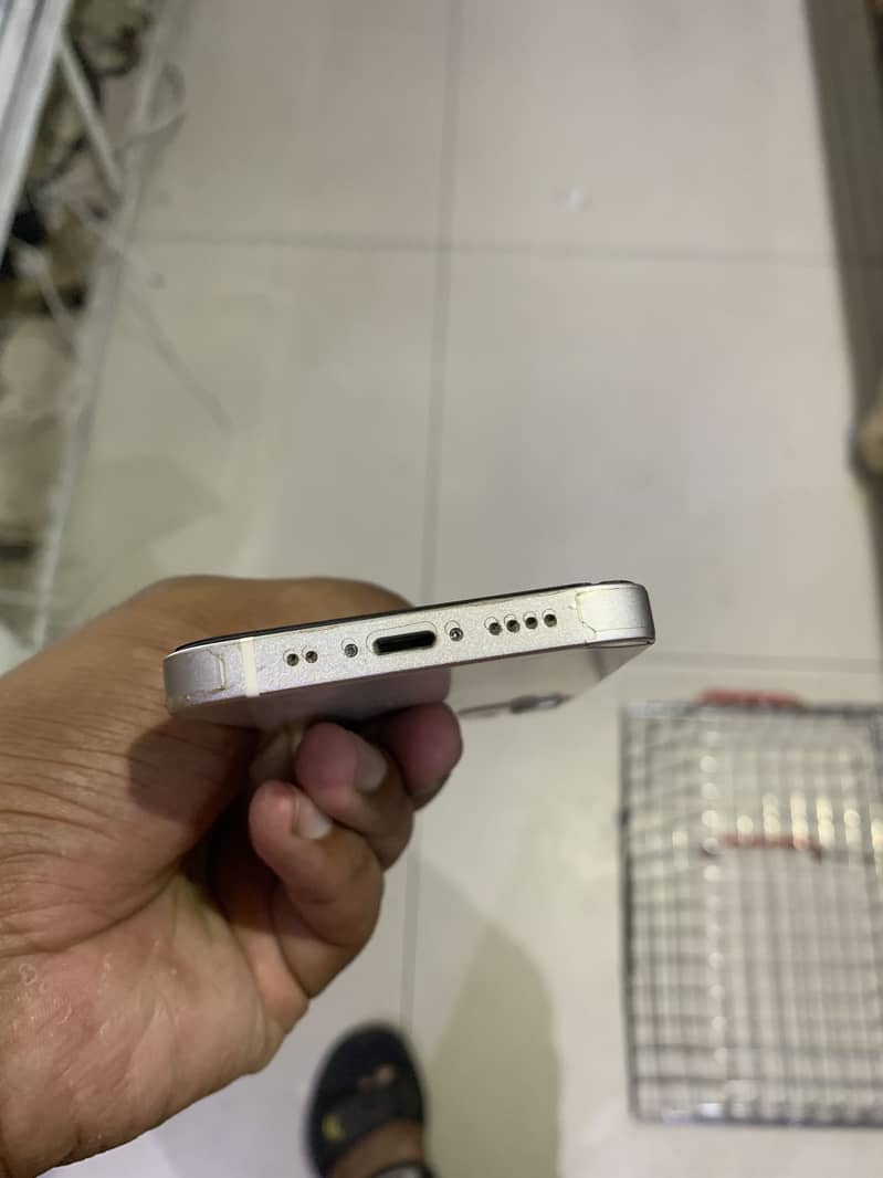 Apple iPhone 12 mini 3