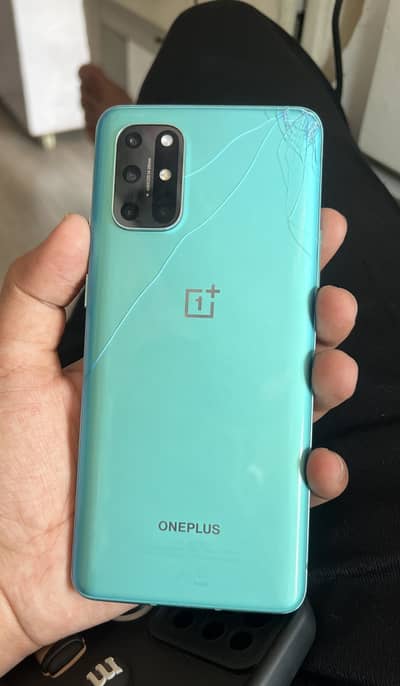 ONE PLUS 8T 12 / 256 DUAL SIM PETCH ALL OK JUST BACK LITTLE CRACK
