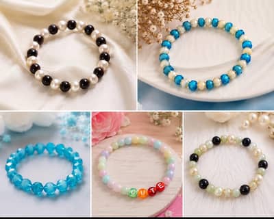 Top Quality high stone Bracelet available price 120 150 130