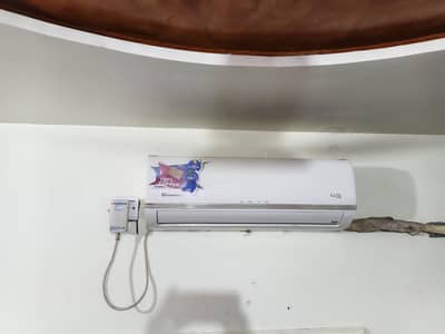 DAWLANCE 1 TON AC FOR SALE. contect 03214148147