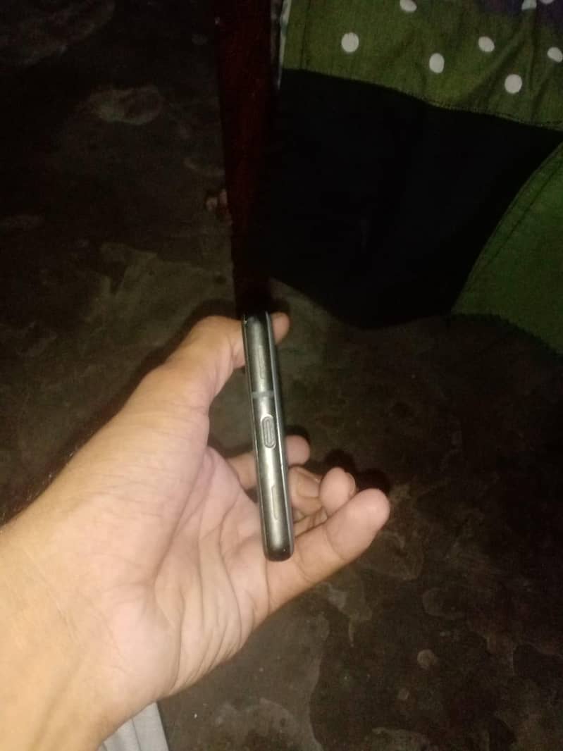 Google Pixel 6a 4