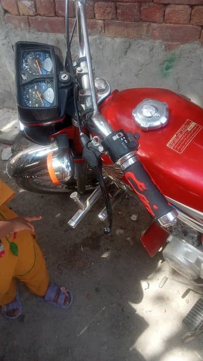 Honda 125 2023 model new condition copy letter all clear